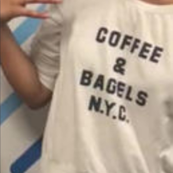 Meet your Posher, Layla - Picture 3 of 5